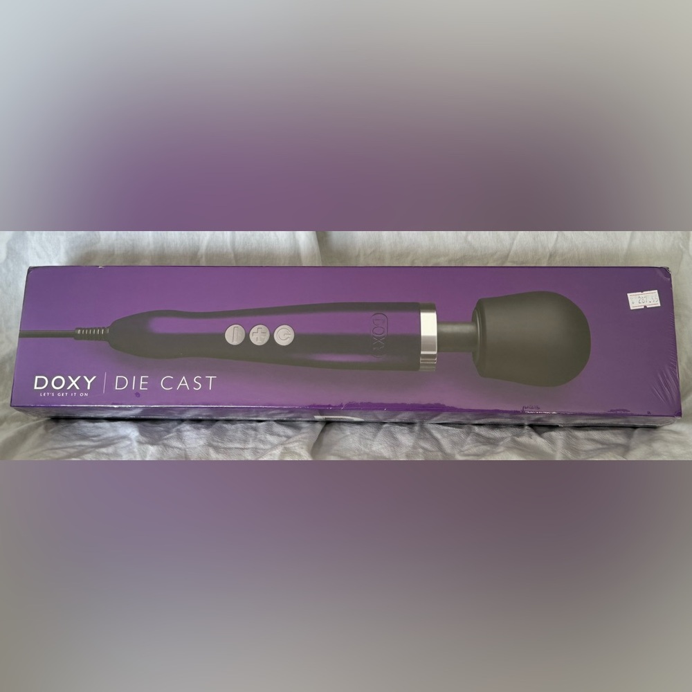 Doxy Massager Purple BNIB